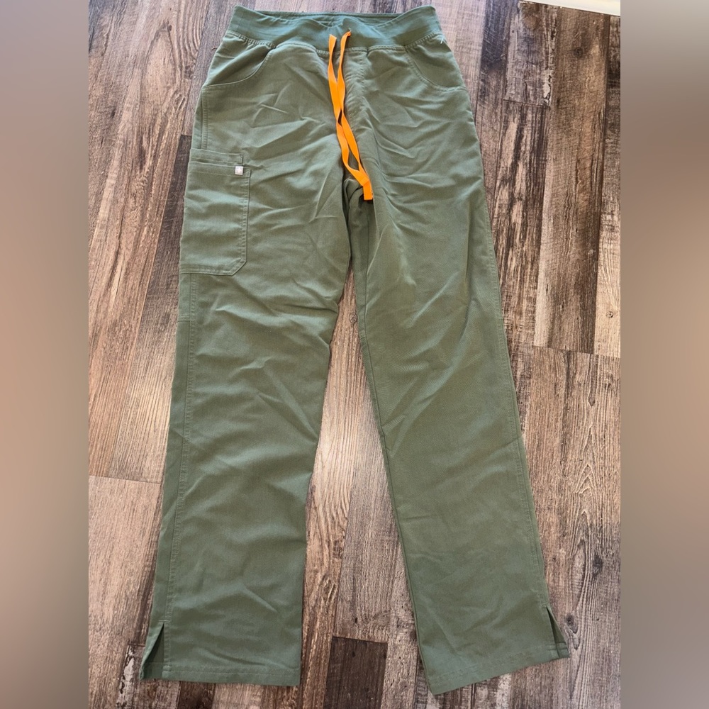 Figs scrub pants